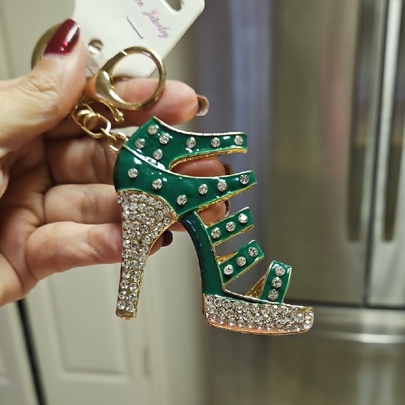 Accessories - Green and Gold High Heel Keychain